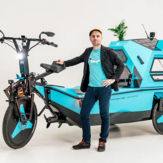 Be Triton Amphibien-Bike mit Erfinder.jpg